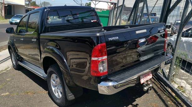 2016 Toyota Hilux SRV Automatic 41 050 USD Auto Moto Costa Rica