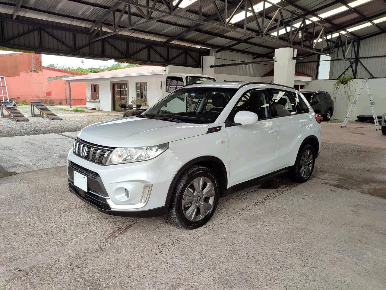 Suzuki Vitara All Grip 2020 Automática con Tiptronic 15 500 000