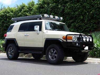 Toyota Fj Cruiser Transmision Automatica Traccion 4x4 Color