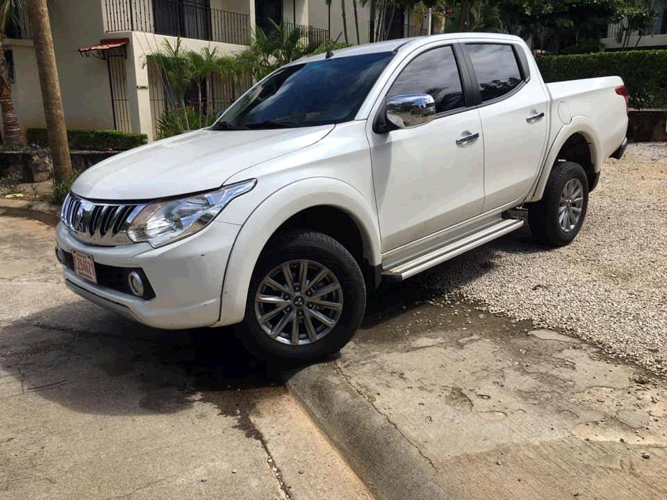 2017 Mitsubishi L200 Automatic with Tiptronic $ 35,406 USD | Auto Moto ...