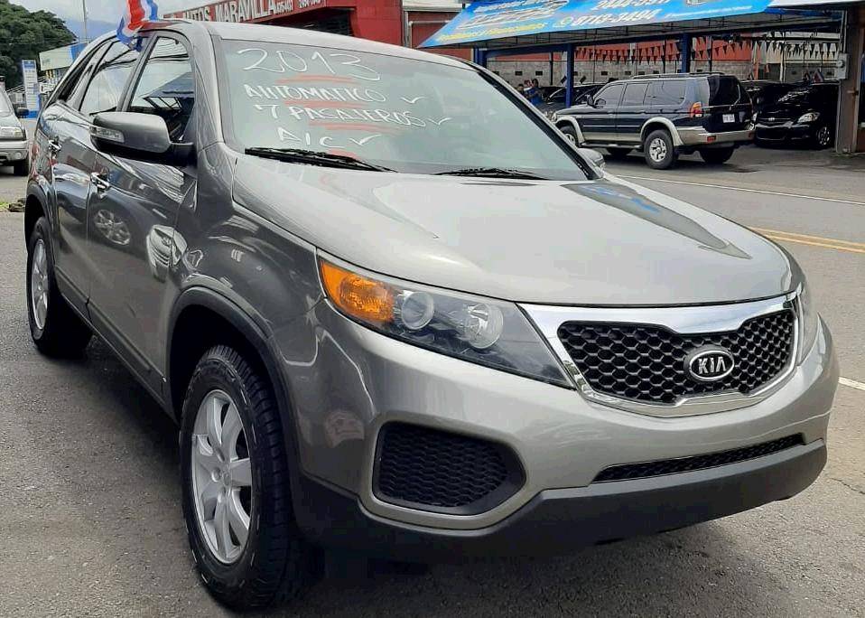 2013 Kia Sorento Automatic $ 15,889 USD | Auto Moto Costa Rica