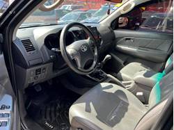 2013 Toyota Hilux SRV